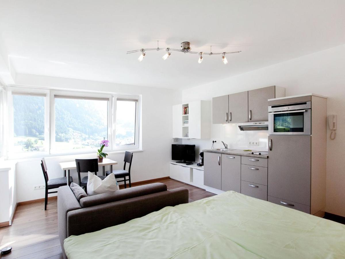 Apartment With Terrace In Kaprun Salzburg Extérieur photo