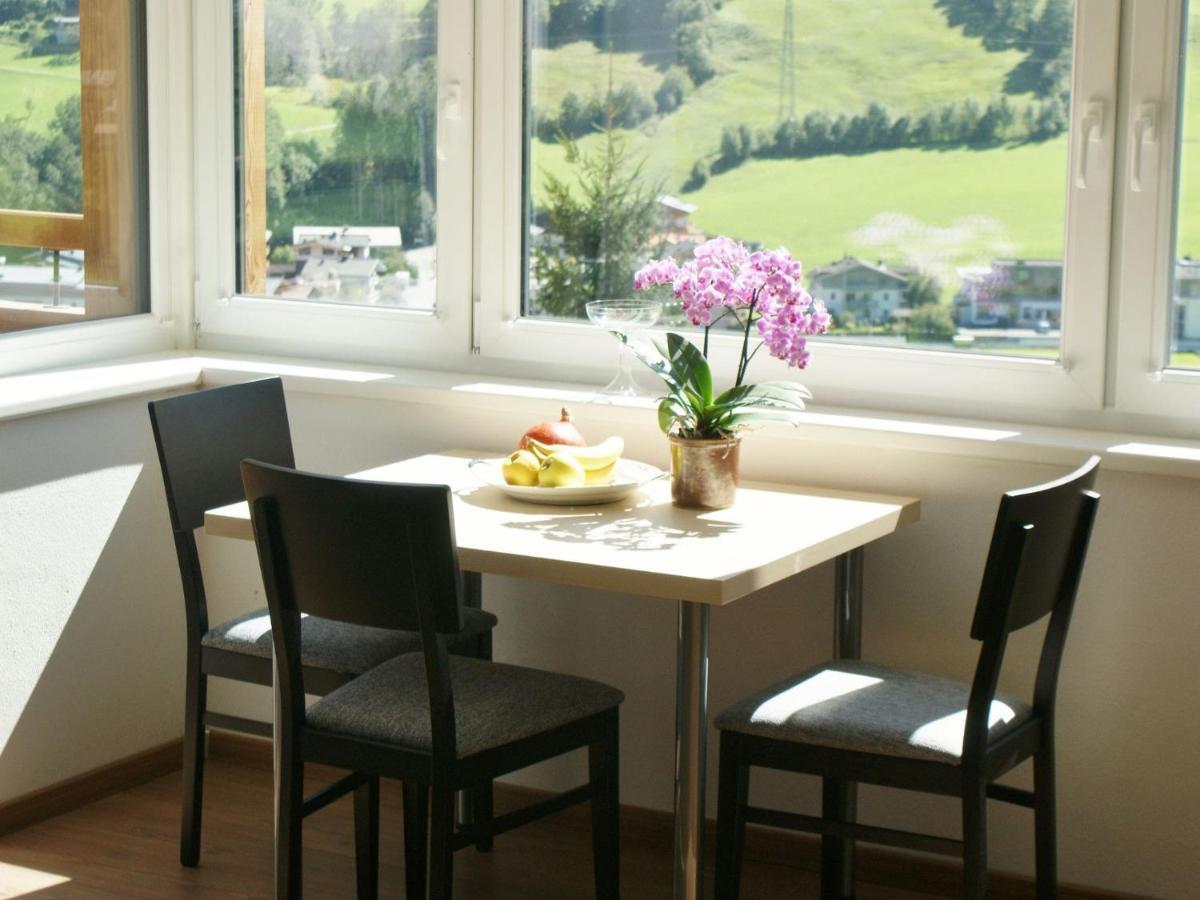Apartment With Terrace In Kaprun Salzburg Extérieur photo